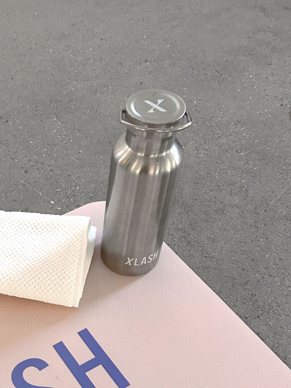 Xlash water bottle